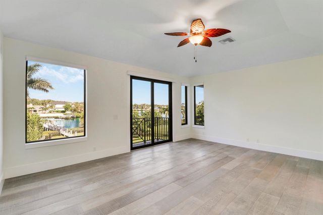 18411 SE Lakeside Drive, Jupiter, FL 33469