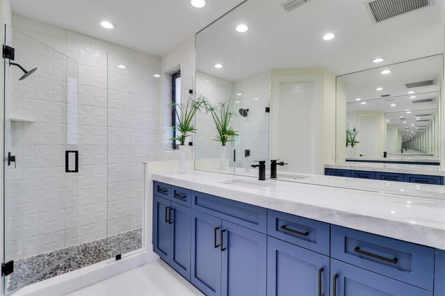 18411 SE Lakeside Drive, Jupiter, FL 33469