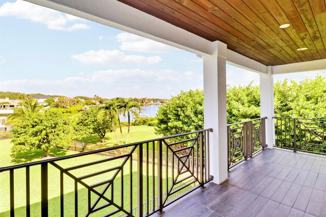 18411 SE Lakeside Drive, Jupiter, FL 33469