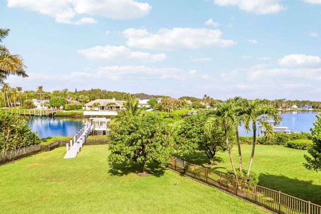 18411 SE Lakeside Drive, Jupiter, FL 33469