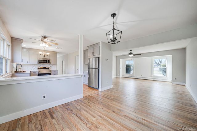 71 Loop Drive, Sayville, NY 11782