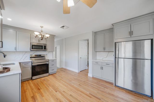 71 Loop Drive, Sayville, NY 11782