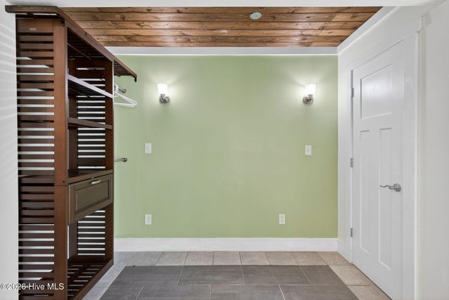 129 Red Bird Lane, Hampstead, NC 28443