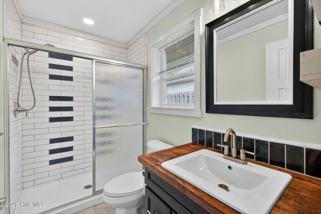129 Red Bird Lane, Hampstead, NC 28443