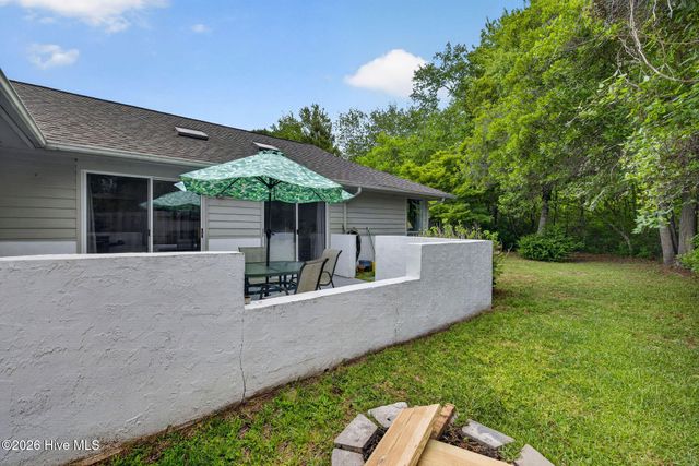 129 Red Bird Lane, Hampstead, NC 28443