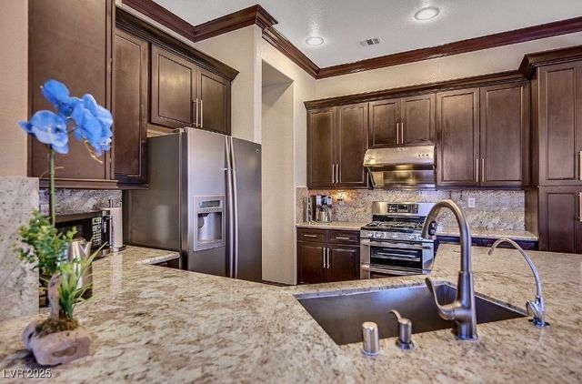 5975 Garden Vista Street, Las Vegas, NV 89113