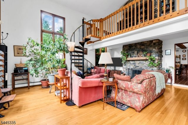 365 Vernoy Rd, Lebanon Twp., NJ 07830