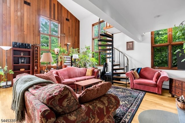 365 Vernoy Rd, Lebanon Twp., NJ 07830