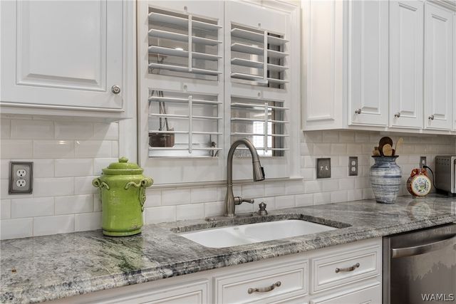 1512 Juniper Ridge, Northport, AL 35473