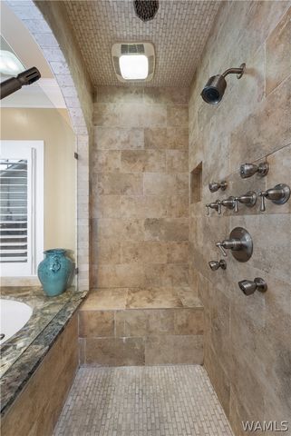 1512 Juniper Ridge, Northport, AL 35473