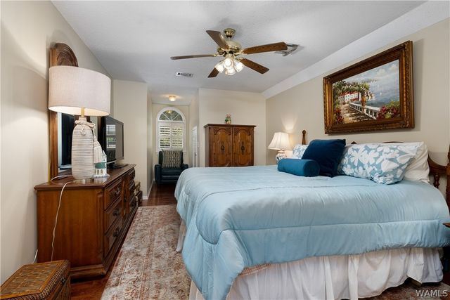 1512 Juniper Ridge, Northport, AL 35473