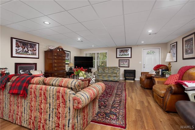 1512 Juniper Ridge, Northport, AL 35473