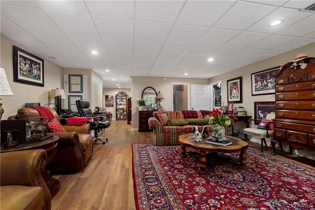 1512 Juniper Ridge, Northport, AL 35473