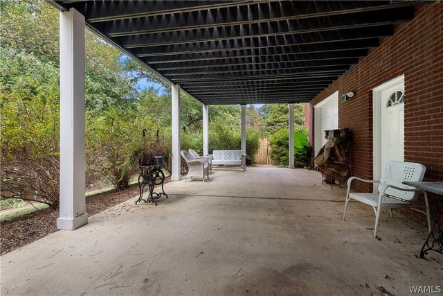 1512 Juniper Ridge, Northport, AL 35473