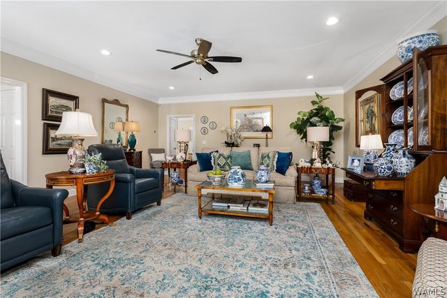 1512 Juniper Ridge, Northport, AL 35473