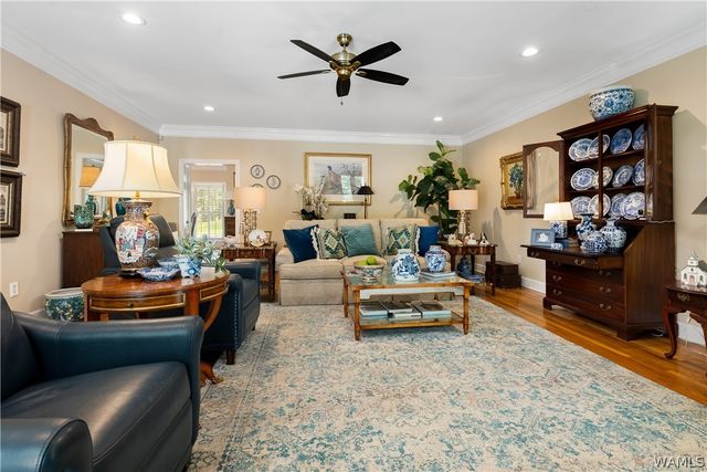 1512 Juniper Ridge, Northport, AL 35473
