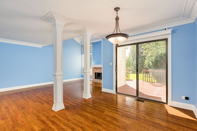 30W289 Pinehurst Drive 289, Naperville, IL 60563