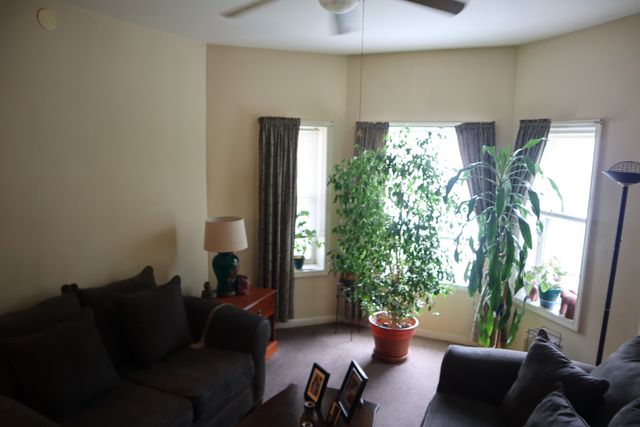 6948 S EBERHART Avenue, Chicago, IL 60637