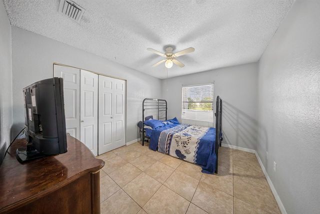 1462 SE NORTH BALCOURT Court SE, Port St. Lucie, Port St Lucie, FL 34952