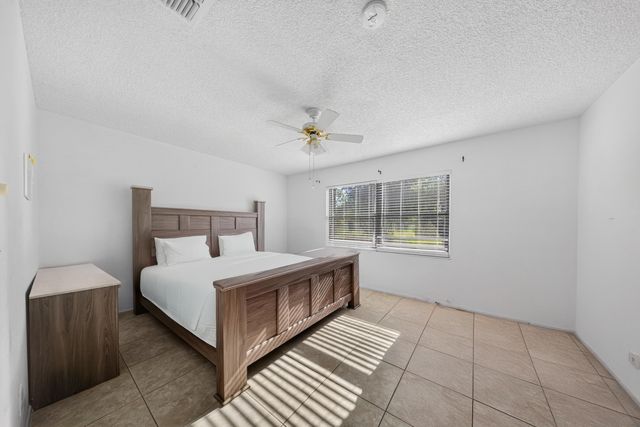 1462 SE NORTH BALCOURT Court SE, Port St. Lucie, Port St Lucie, FL 34952