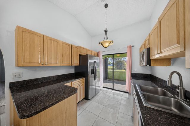 1462 SE NORTH BALCOURT Court SE, Port St. Lucie, Port St Lucie, FL 34952