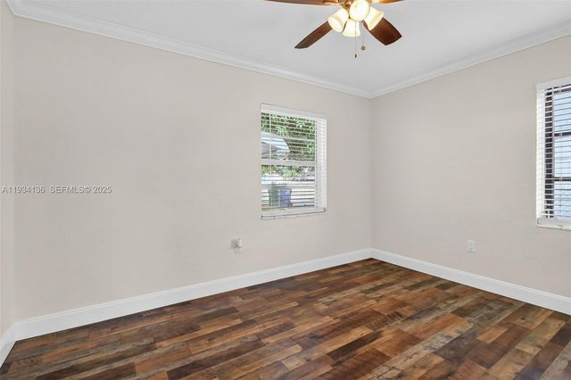 2440 NW 152nd Ter, Miami Gardens, FL 33054