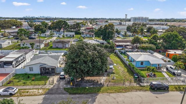 2440 NW 152nd Ter, Miami Gardens, FL 33054