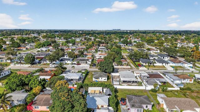 2440 NW 152nd Ter, Miami Gardens, FL 33054