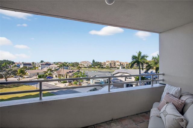 5950 PELICAN BAY PLAZA S 406, Gulfport, FL 33707