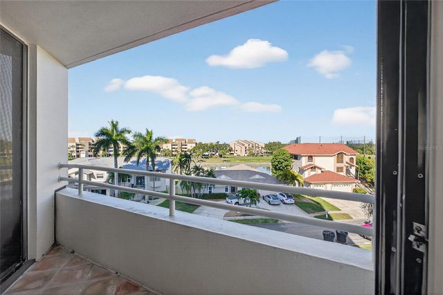 5950 PELICAN BAY PLAZA S 406, Gulfport, FL 33707