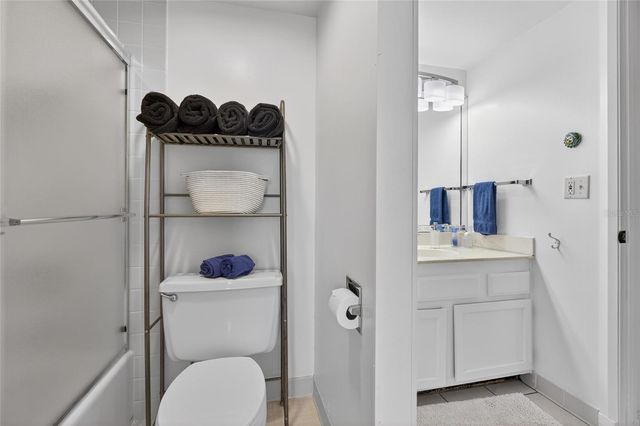 5950 PELICAN BAY PLAZA S 406, Gulfport, FL 33707