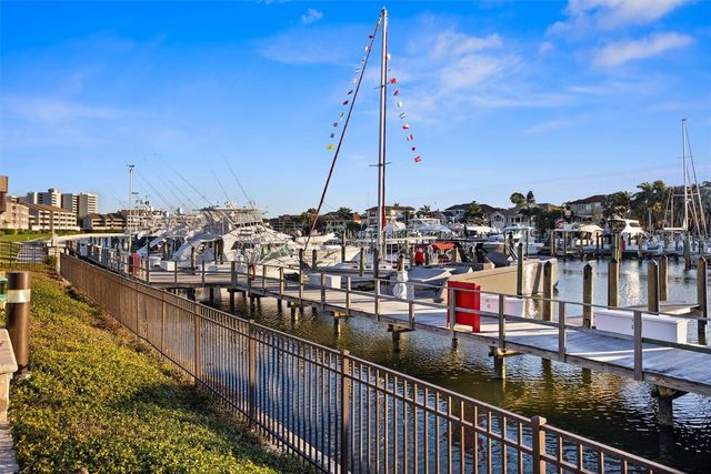 5950 PELICAN BAY PLAZA S 406, Gulfport, FL 33707