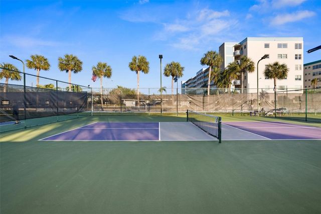 5950 PELICAN BAY PLAZA S 406, Gulfport, FL 33707