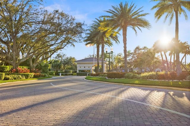 5950 PELICAN BAY PLAZA S 406, Gulfport, FL 33707