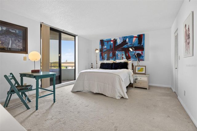 5950 PELICAN BAY PLAZA S 406, Gulfport, FL 33707