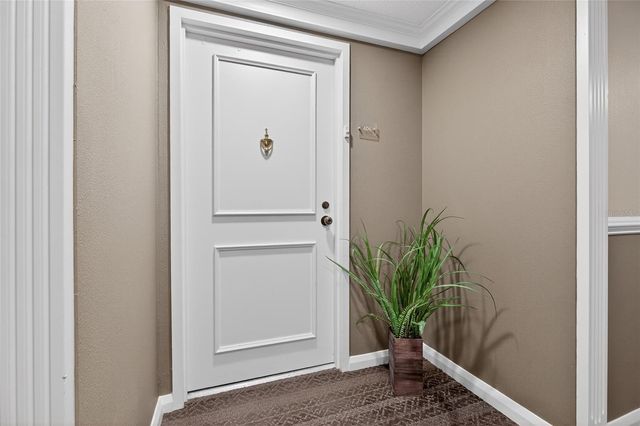 5950 PELICAN BAY PLAZA S 406, Gulfport, FL 33707