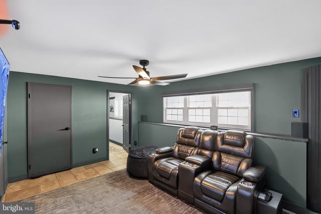 209 LIMESTONE LN, Willow Grove, PA 19090
