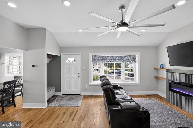 209 LIMESTONE LN, Willow Grove, PA 19090