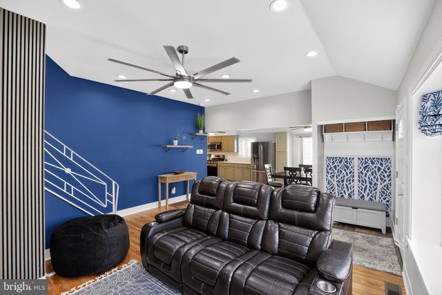209 LIMESTONE LN, Willow Grove, PA 19090
