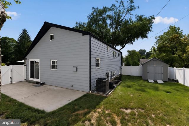 209 LIMESTONE LN, Willow Grove, PA 19090