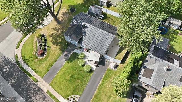 209 LIMESTONE LN, Willow Grove, PA 19090