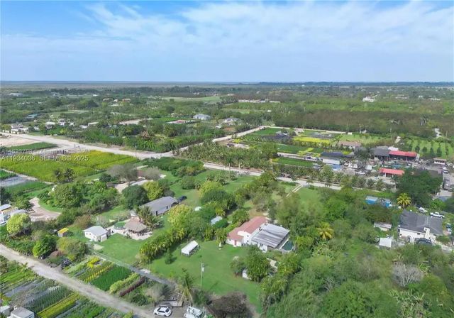 19810 SW 200th St, Miami, FL 33187