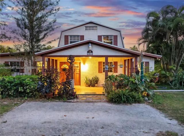 19810 SW 200th St, Miami, FL 33187