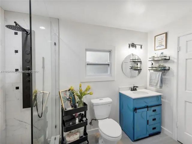 19810 SW 200th St, Miami, FL 33187