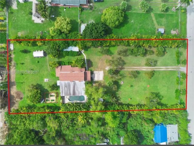 19810 SW 200th St, Miami, FL 33187