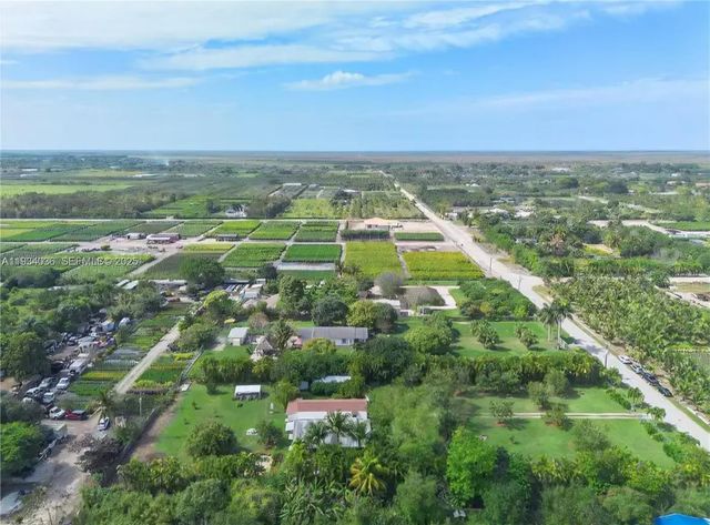 19810 SW 200th St, Miami, FL 33187