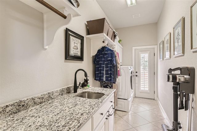 517 Summer Alcove WAY, Austin, TX 78732