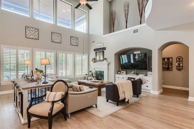 517 Summer Alcove WAY, Austin, TX 78732