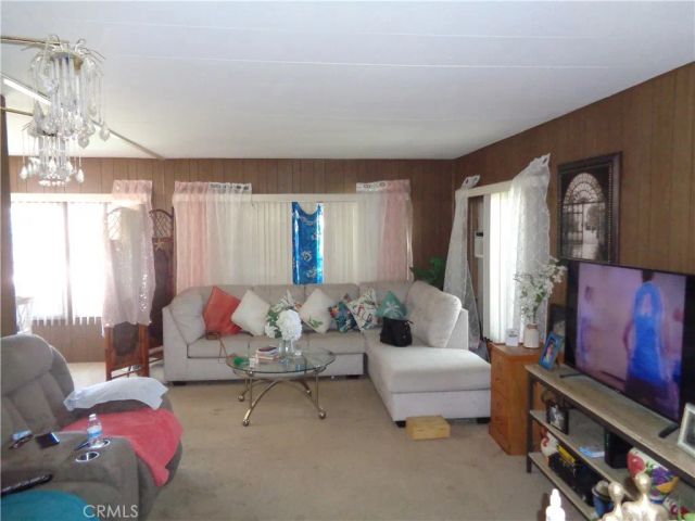 291 San Mateo, Hemet, CA 92543