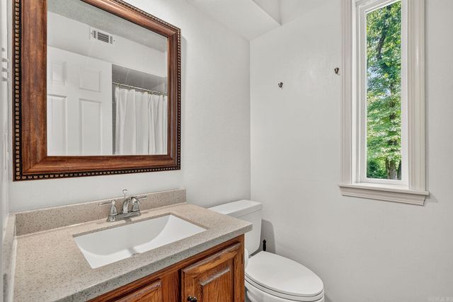 210 Quail Creek Road, Hot Springs, AR 71901